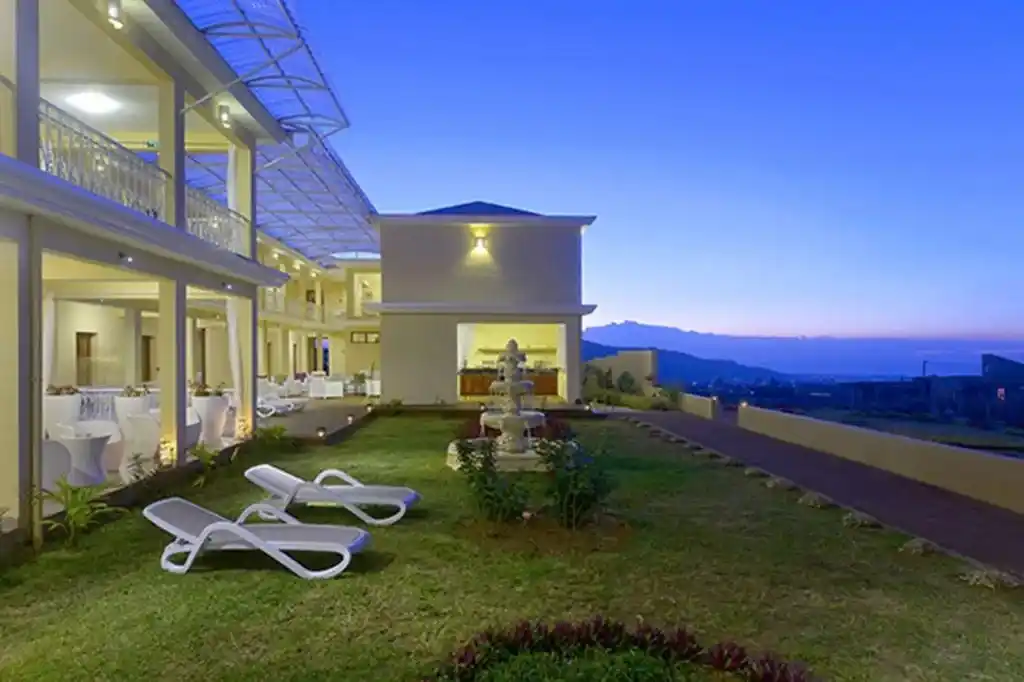 Residential suite